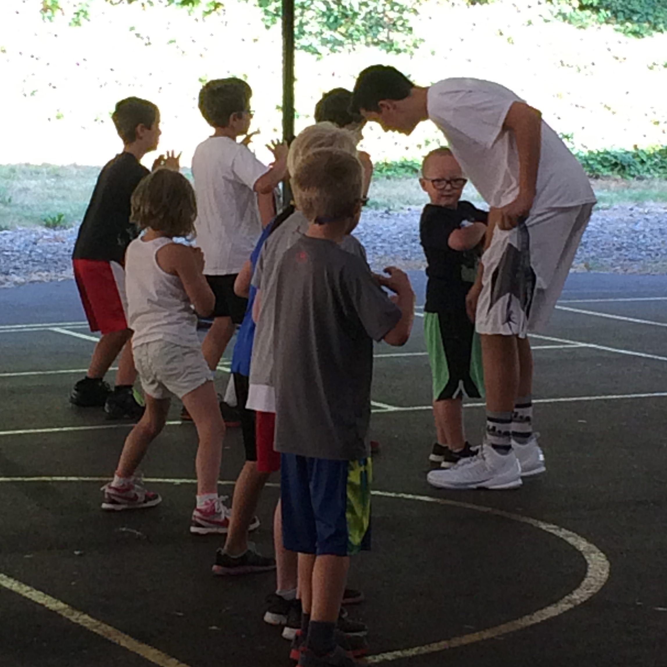 Kids_ballhandling.jpg