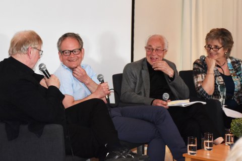 F.v: Klaus Hagerup, Magnus Takvam, Olav Vesaas og Ragnhild Sælthun Fjørtoft. FOTO: Anne Dehli, Dag og Tid