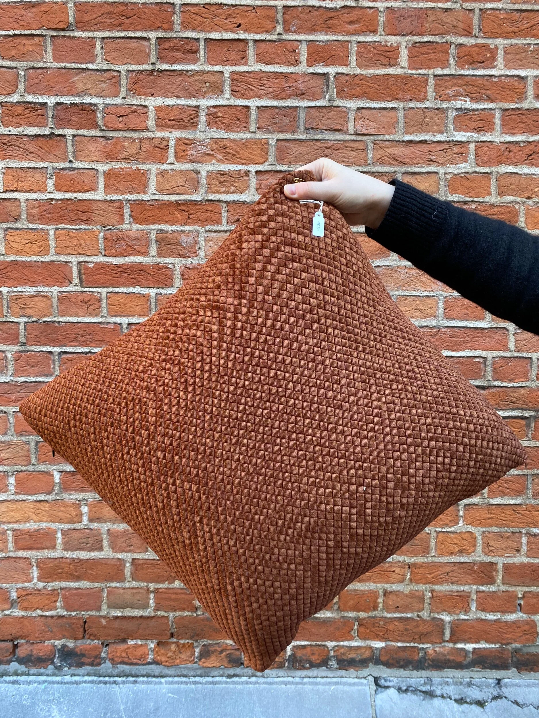 8C91564B-6FA9-4E21-A8D5-0AB35DD2AC53