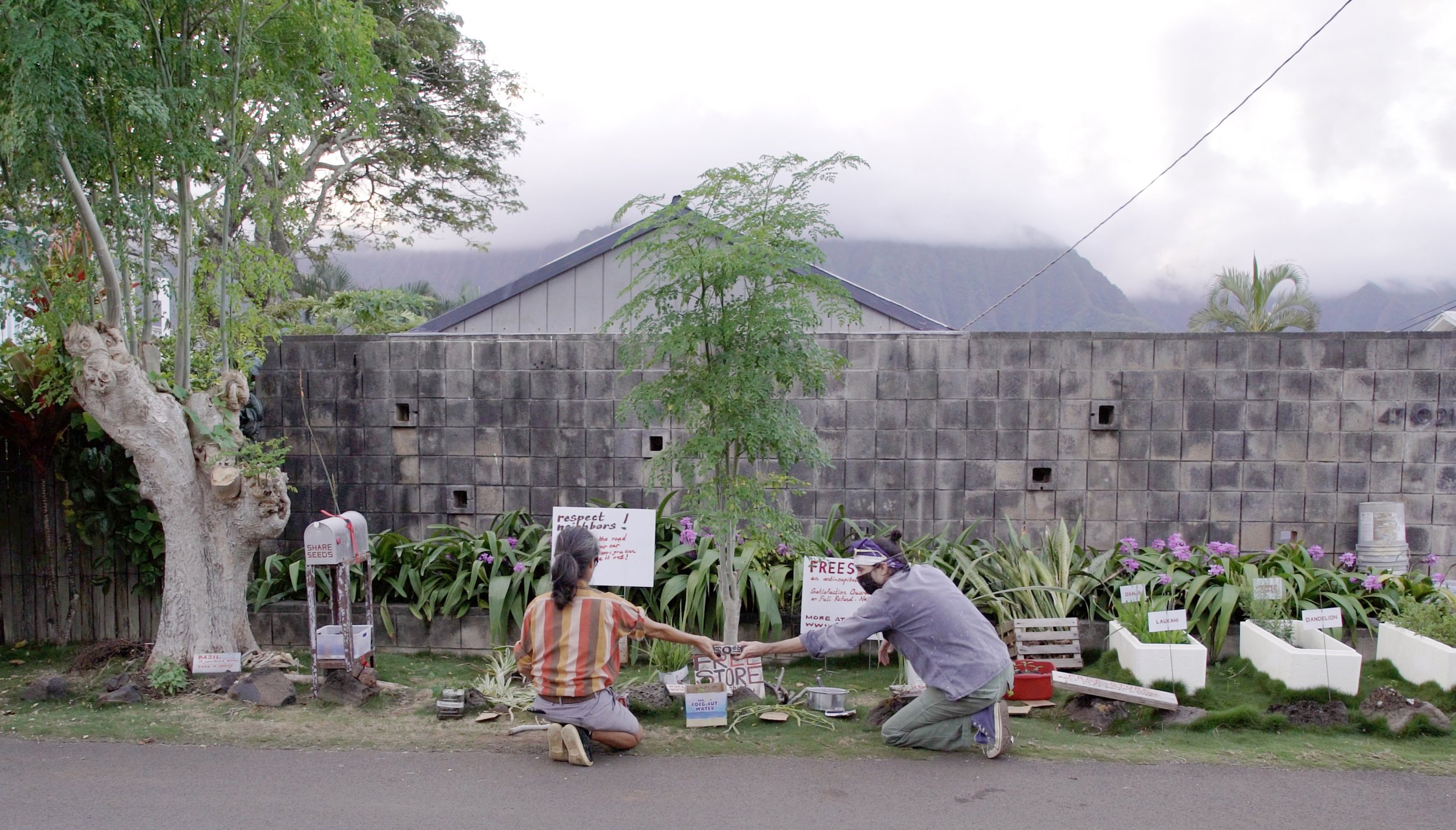 Kaneohe-Freestore-with-drew.jpg