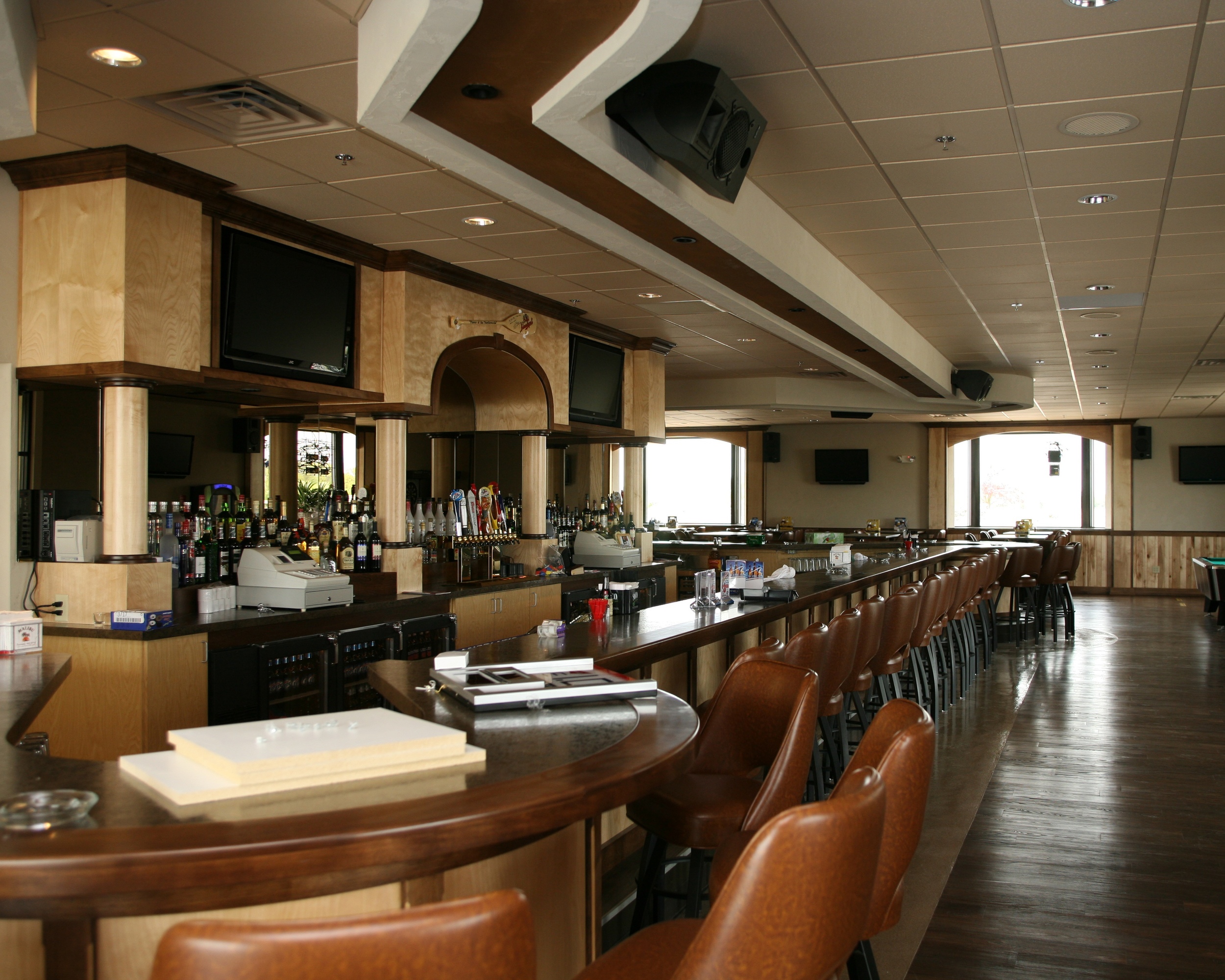 Lazy Dog Bar