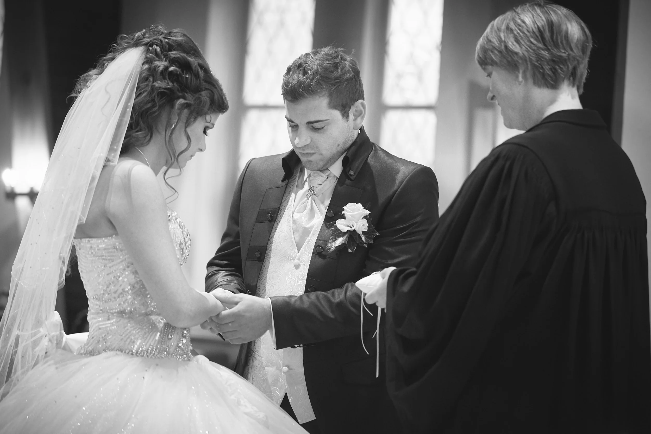 AlexHarbich_Weddings_03.jpg