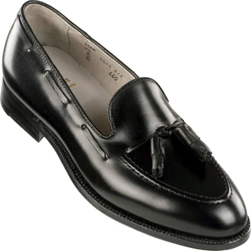 660 - Tassel Moccasin - Black