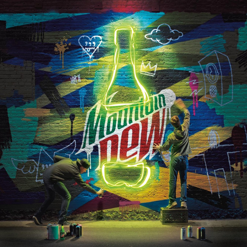 MD_Neon_Mural_Longneck_0113_1000_1000.jpeg