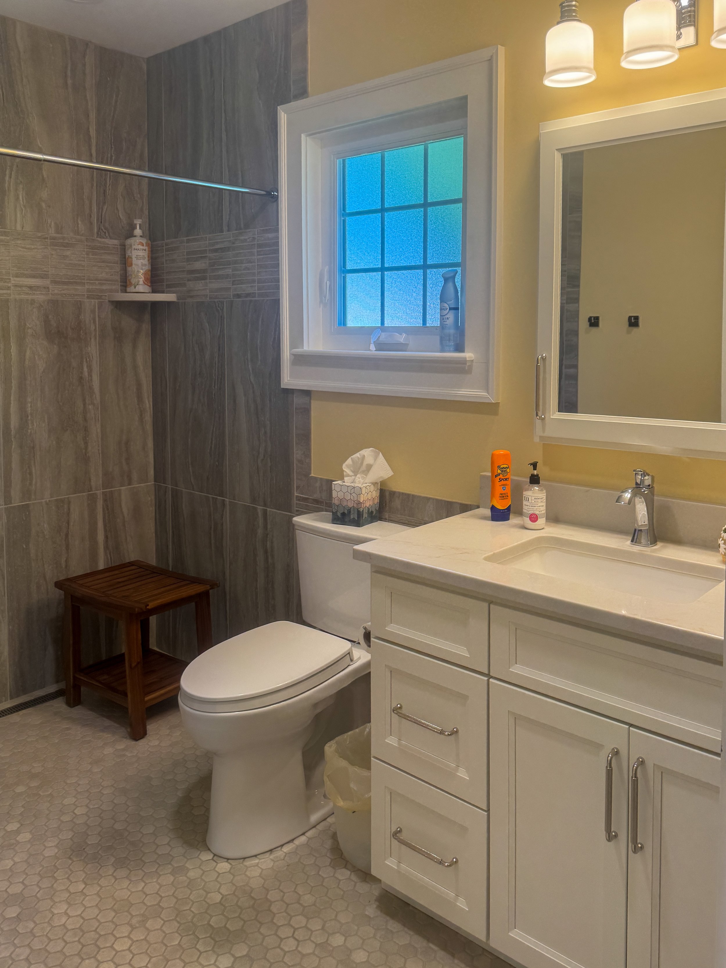 Laskey Residence - Bathroom.jpg