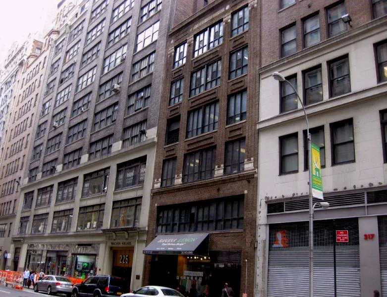 ▹Midtown West, NY ▹$4,000,000 ▹Permanent Financing ▹25,000 SQFT Office