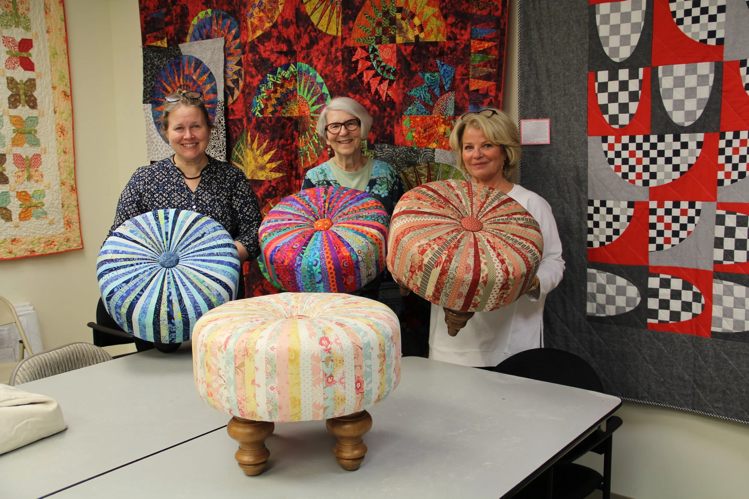 18" Round Tuffet class at The Round Bobbin