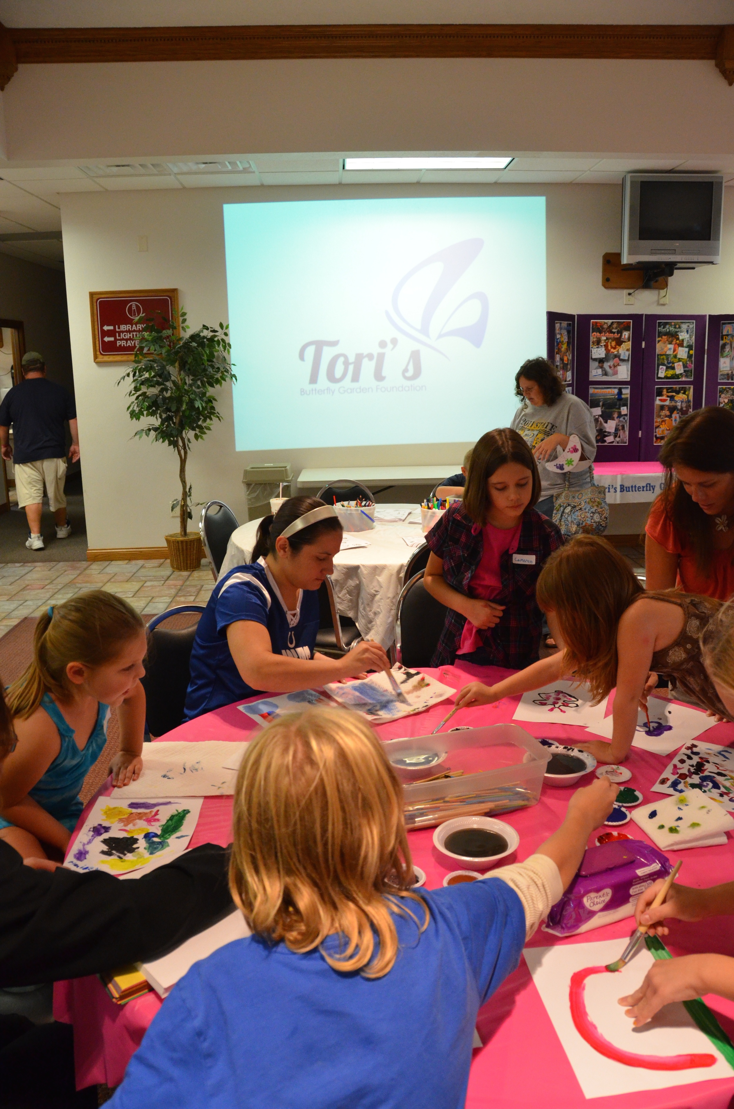 KIds ARt Church 9 12 2011 95225.jpg