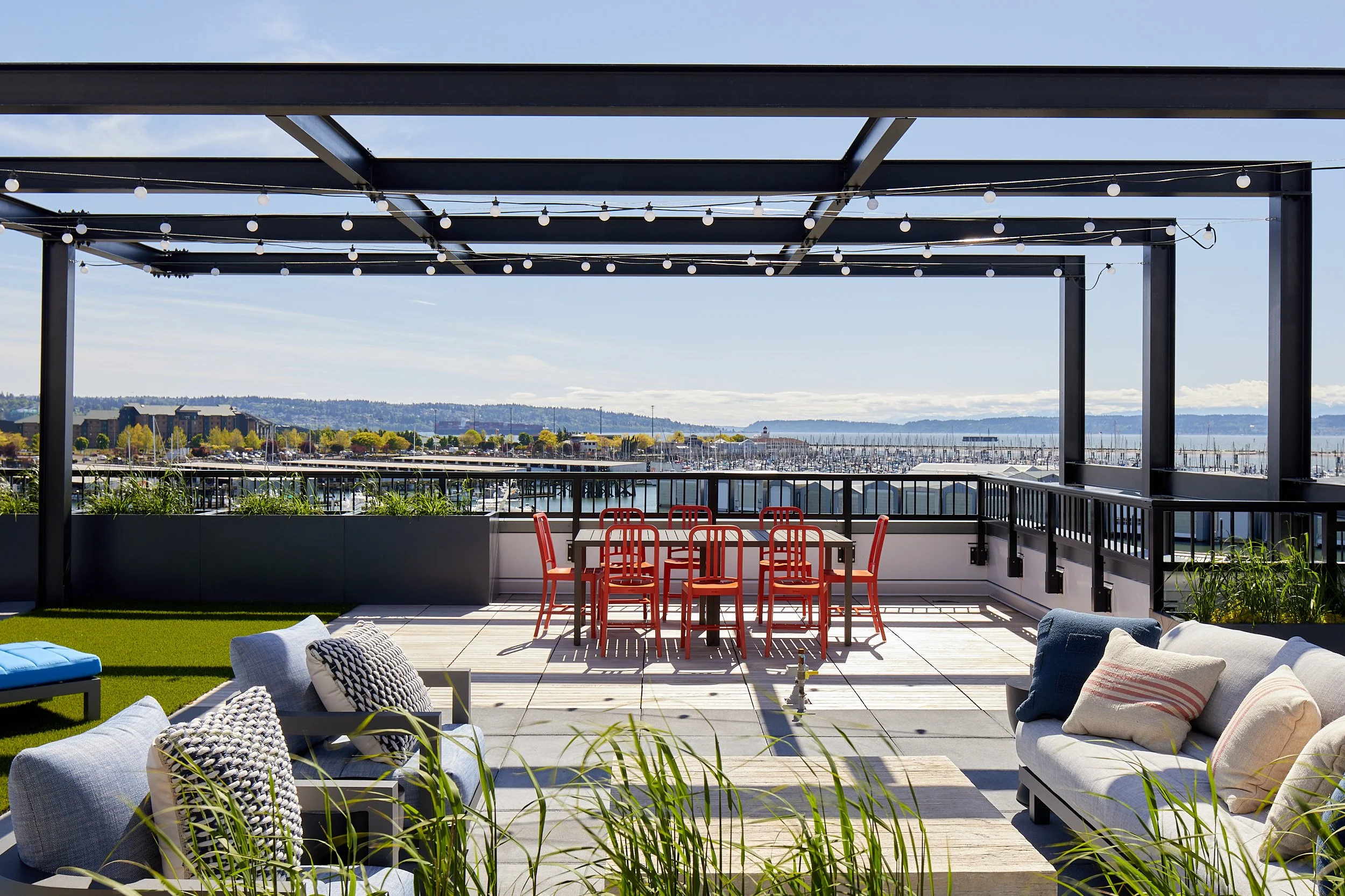  Waterfront Place Apartments Graham Everett, Washington 