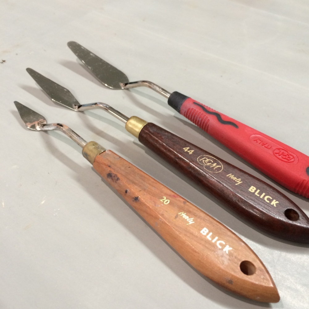  #20 & #44: Blick Palette Knives made by RGM, Red: an older version equivalent to the Blick made by RGM #5