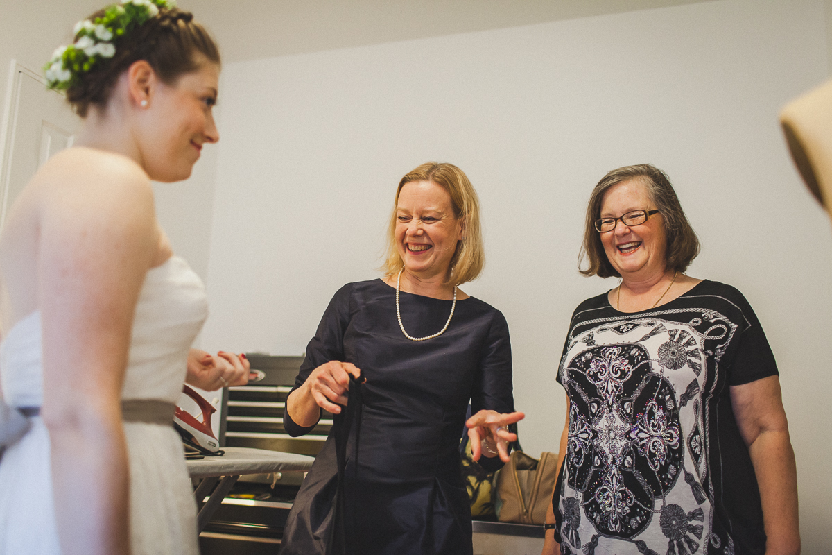 JuliaAdam-New-York-Documentary-Wedding-Photography-18.jpg
