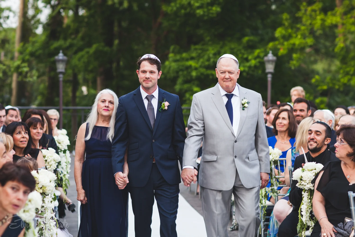 Village-Club-at-Lake-Success-New-York-Documentary-Wedding-Photography-65.jpg