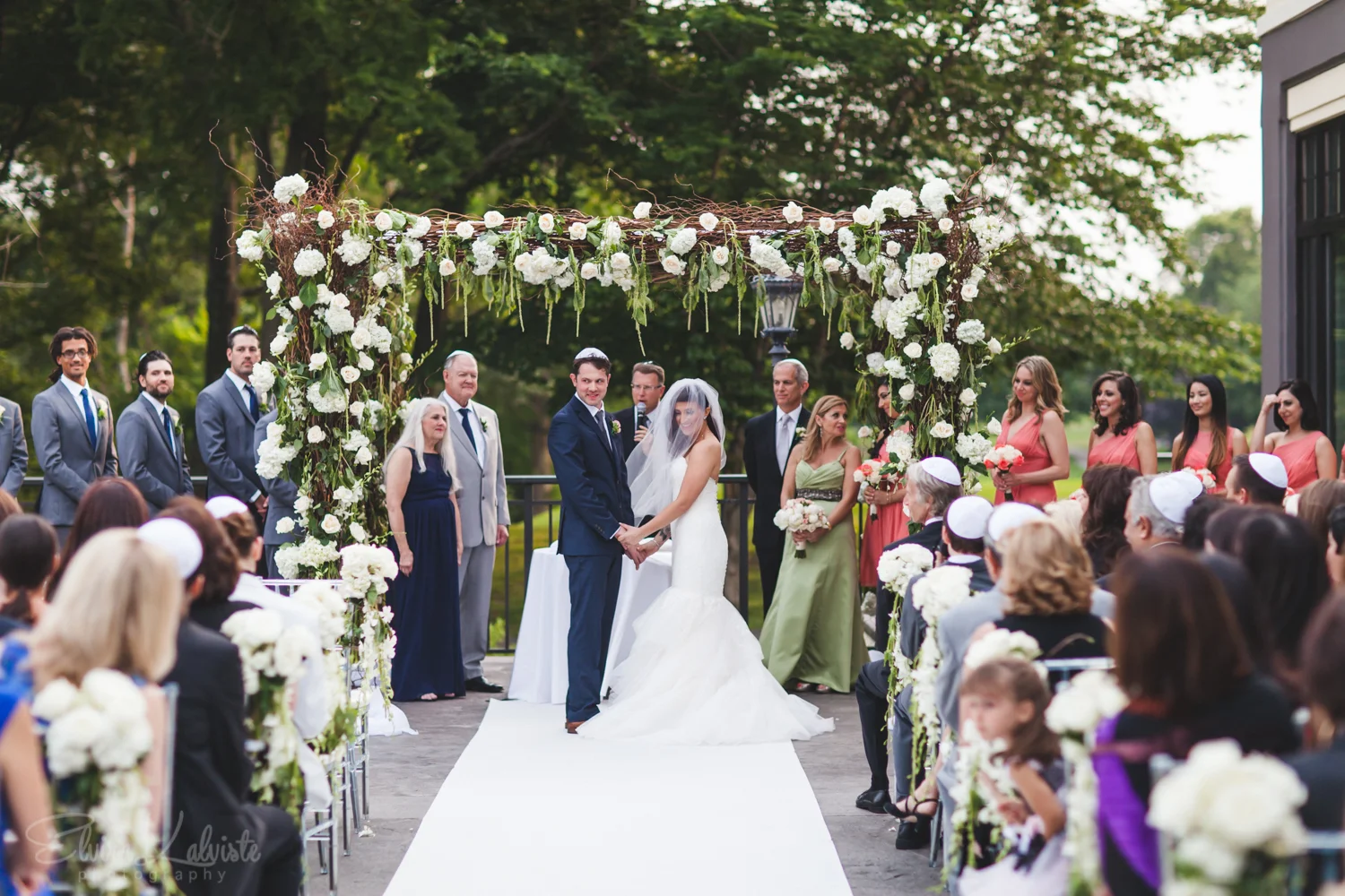Village-Club-at-Lake-Success-New-York-Documentary-Wedding-Photography-69.jpg