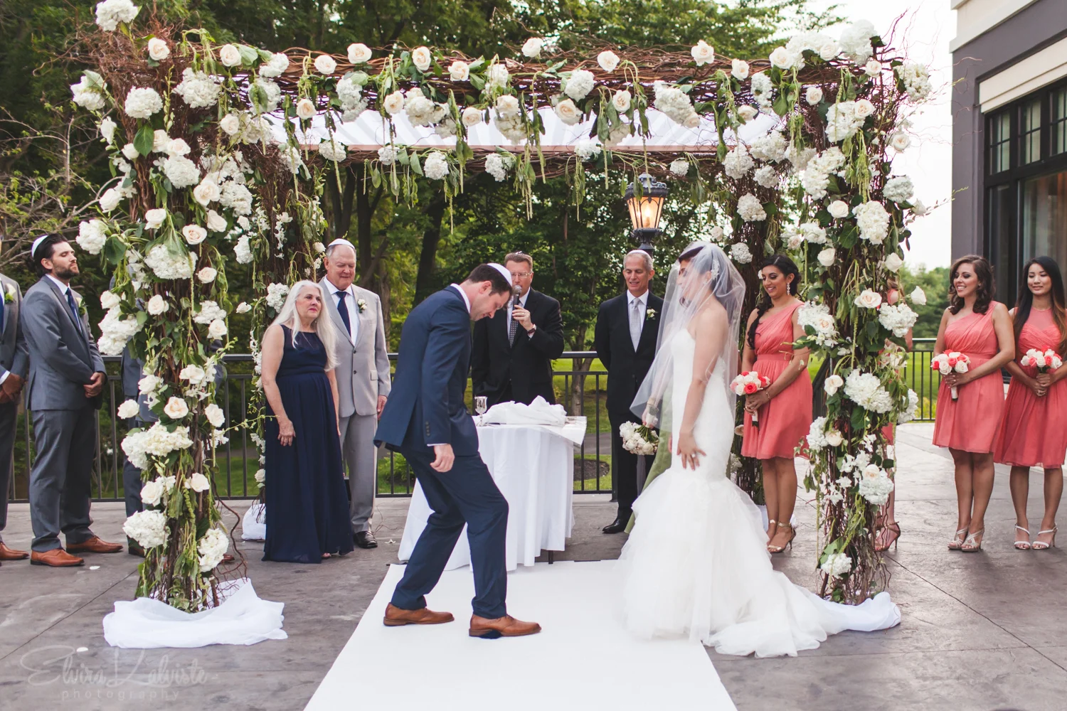 Village-Club-at-Lake-Success-New-York-Documentary-Wedding-Photography-77.jpg