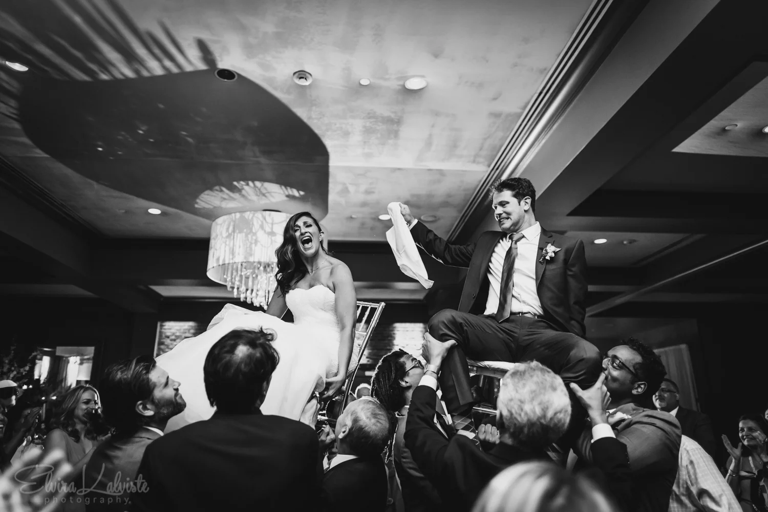 Village-Club-at-Lake-Success-New-York-Documentary-Wedding-Photography-88.jpg