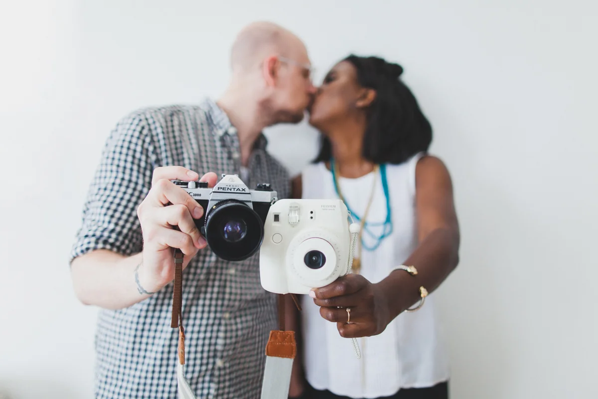 Greenpoint-Sign-Engagement-Photos-Brooklyn-11.jpg