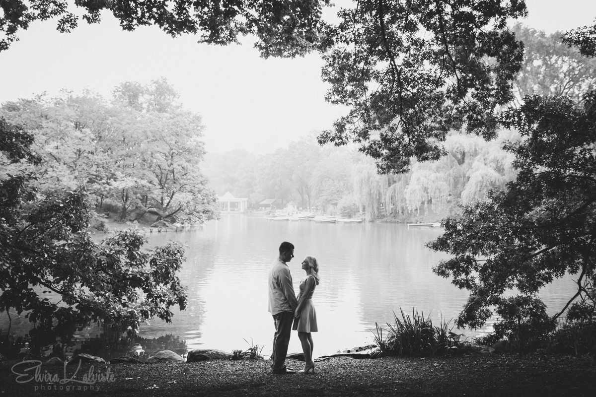 Central-Park-Engagement-Session-Elvira-Kalviste-Photography-10.jpg