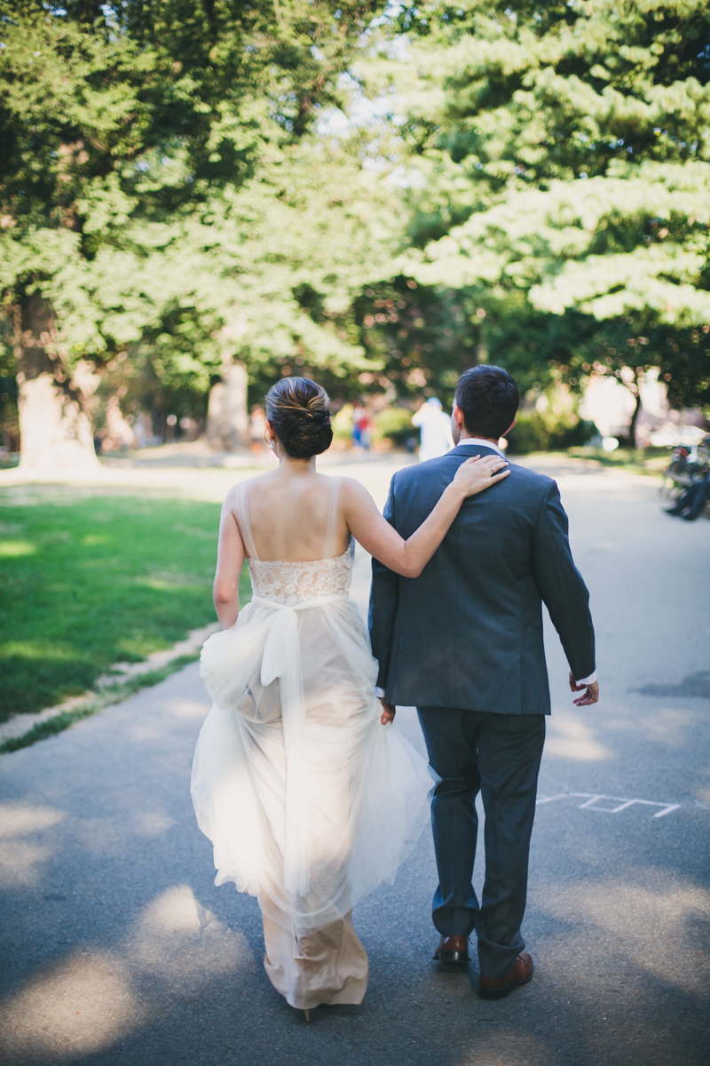 ICI-Restaurant-Fort-Greene-Brooklyn-Intimate-Documentary-Wedding-Photography-Elvira-Kalviste-10.jpg