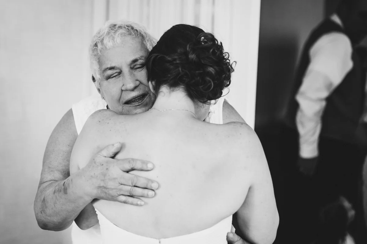 Fornino-Pier-6-Brooklyn-Documentary-Wedding-Photography-Brooklyn-Bridge-Park-Dumbo-13.jpg
