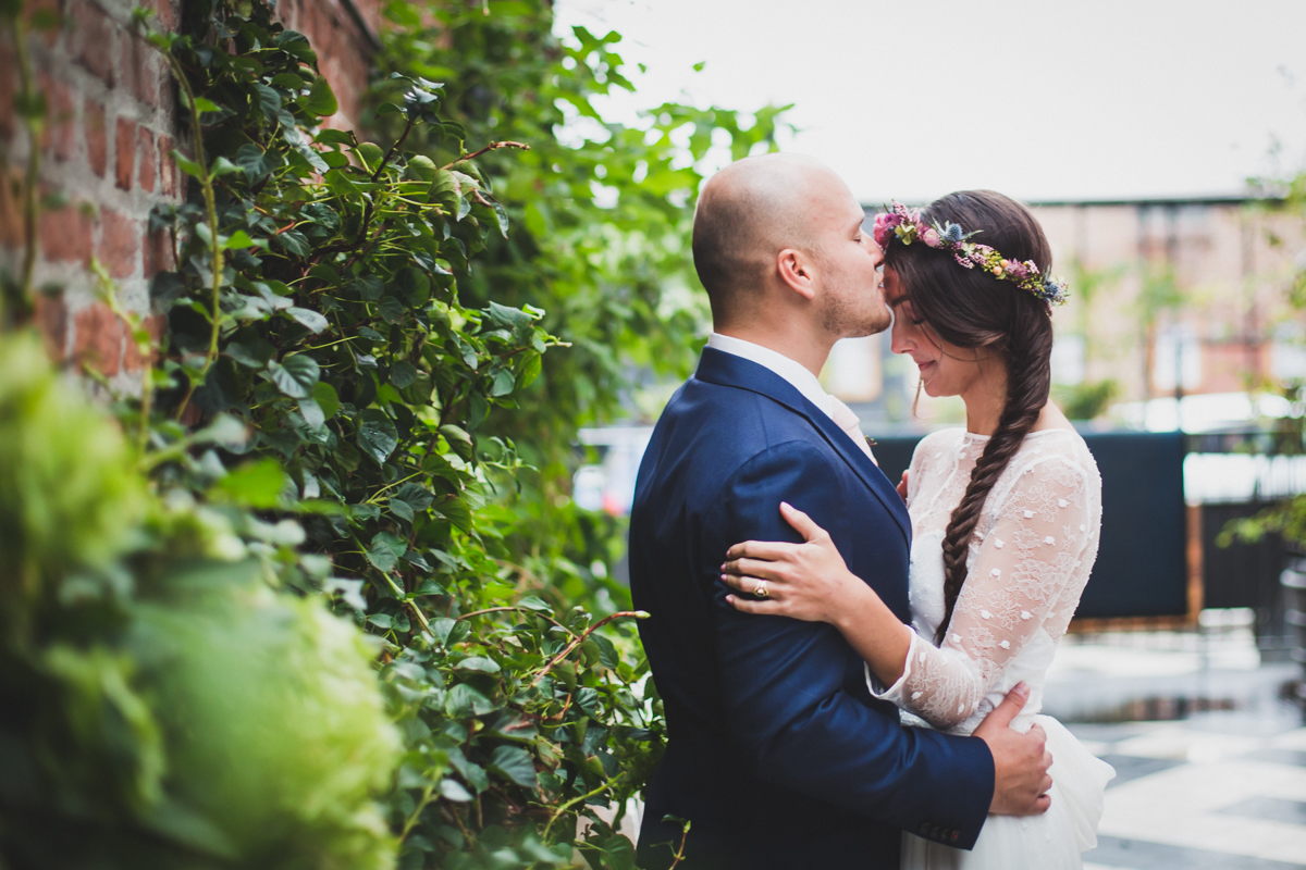 Wythe-Hotel-Wedding-Central-Park-Shakespeare-Garden-Documentary-Fine-Art-Photography-Elvira-Kalviste-53.jpg