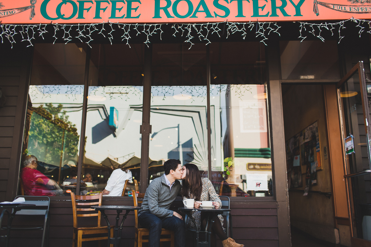 San-Francisco-Engagement-Session-Presidio-crissy-field-wedding-photographer-9.jpg