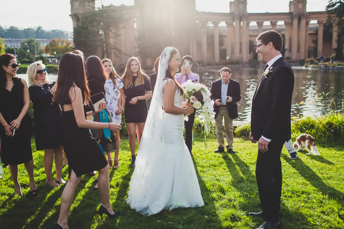 San-Francisco-Palace-of-fine-art-documentary-wedding-photographer-destination-wedding-30.jpg