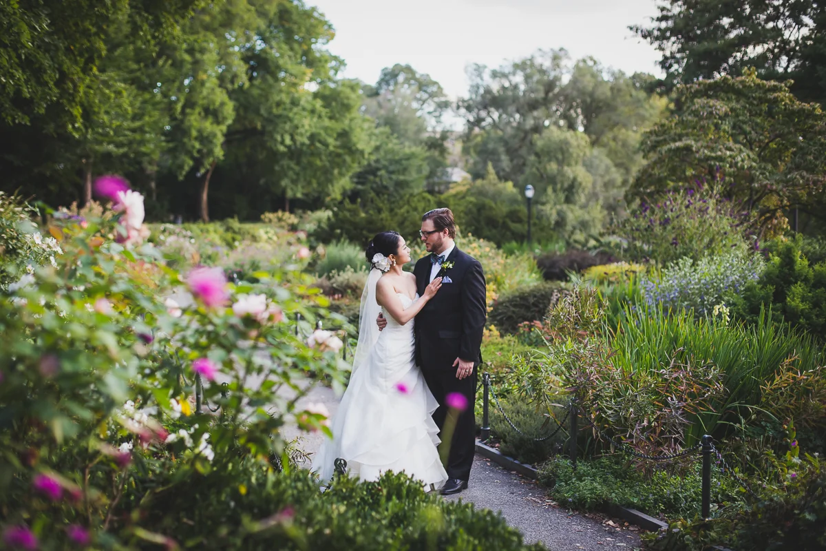 Fort-Tryon-Park-Wedding-Photos-New-York-Documentary-Wedding-Photographer-18.jpg
