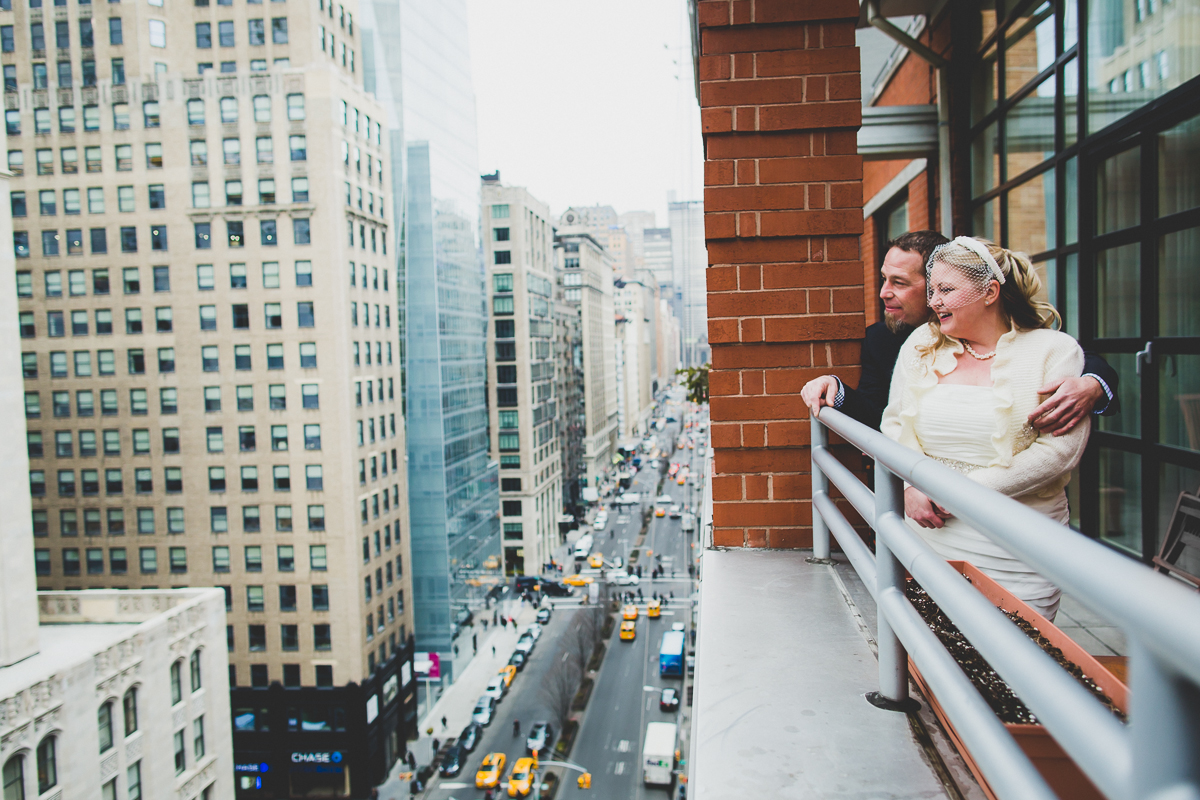 Giraffe-Hotel-New-York-City-Hall-Elopement-Documentary-Wedding-Photographer-14.jpg