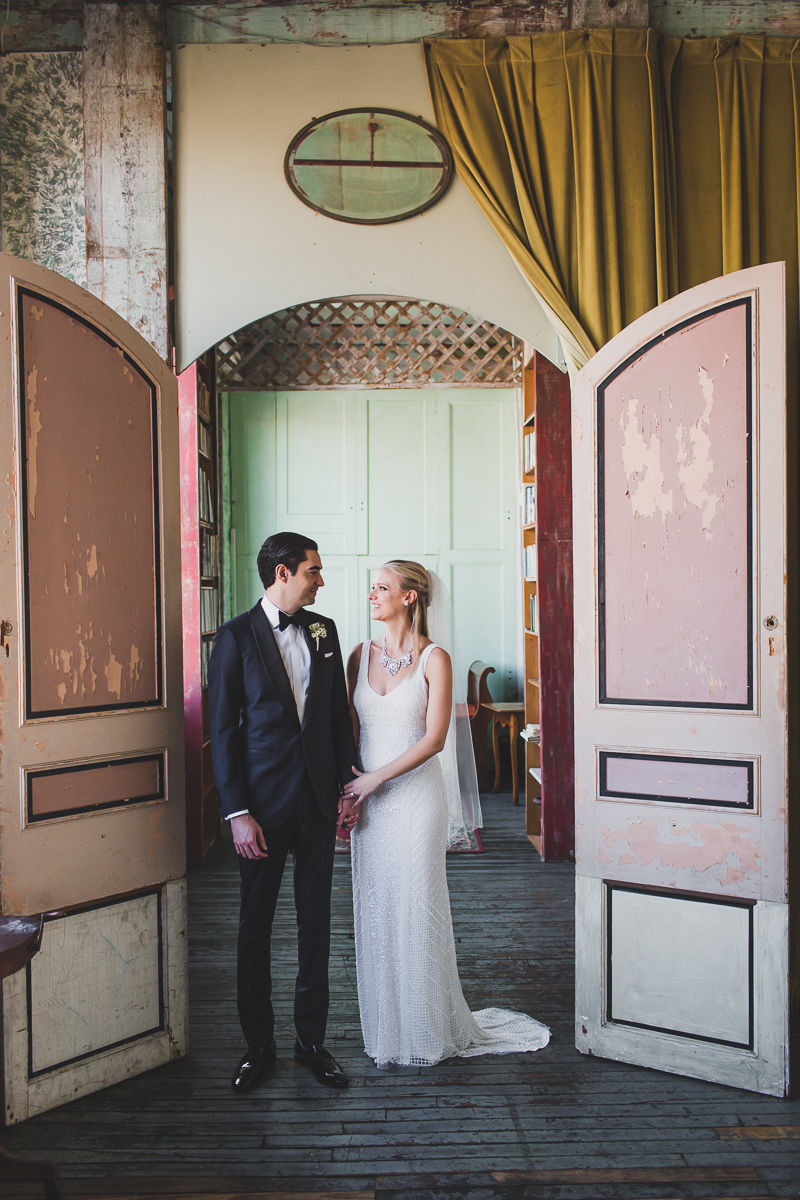 Metropolitan-Building-Documentary-Wedding-Photographer-Elvira-Kalviste-New-York-21.jpg