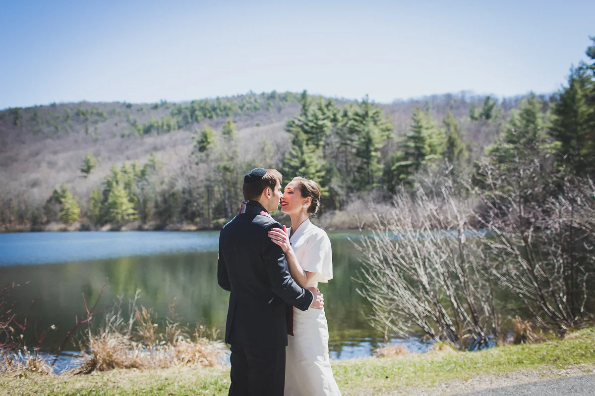 Spring-Camp-Wedding-at-Isabella-Freemans-Jewish-Retreat-Center-New-York-and-Connecticut-Documentary-Wedding-Photographer-8.jpg
