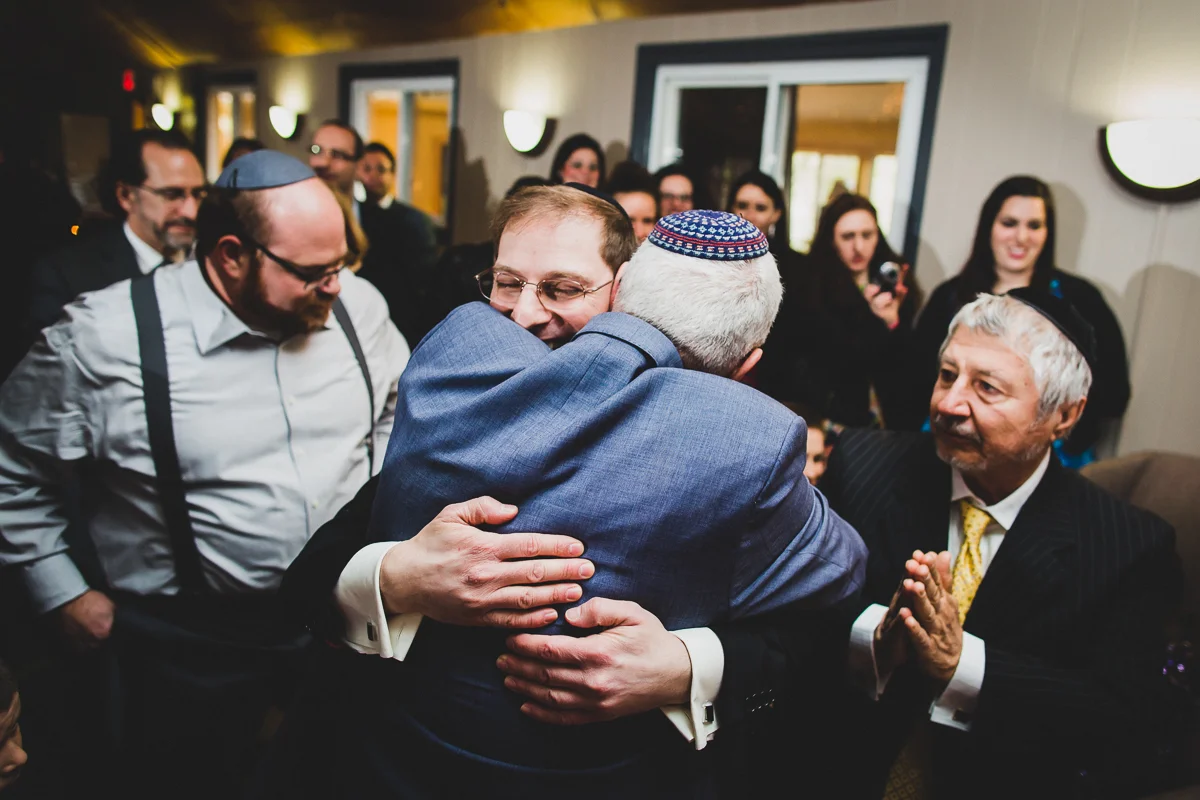 Spring-Camp-Wedding-at-Isabella-Freemans-Jewish-Retreat-Center-New-York-and-Connecticut-Documentary-Wedding-Photographer-28.jpg