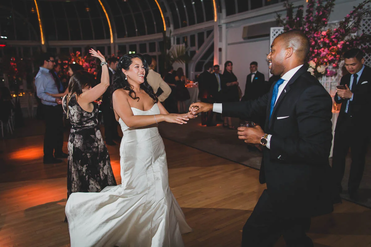 Brooklyn-Botanic-Garden-Palm-House-Spring-Wedding-Brooklyn-Documentary-Wedding-Photographer-New-York-103.jpg