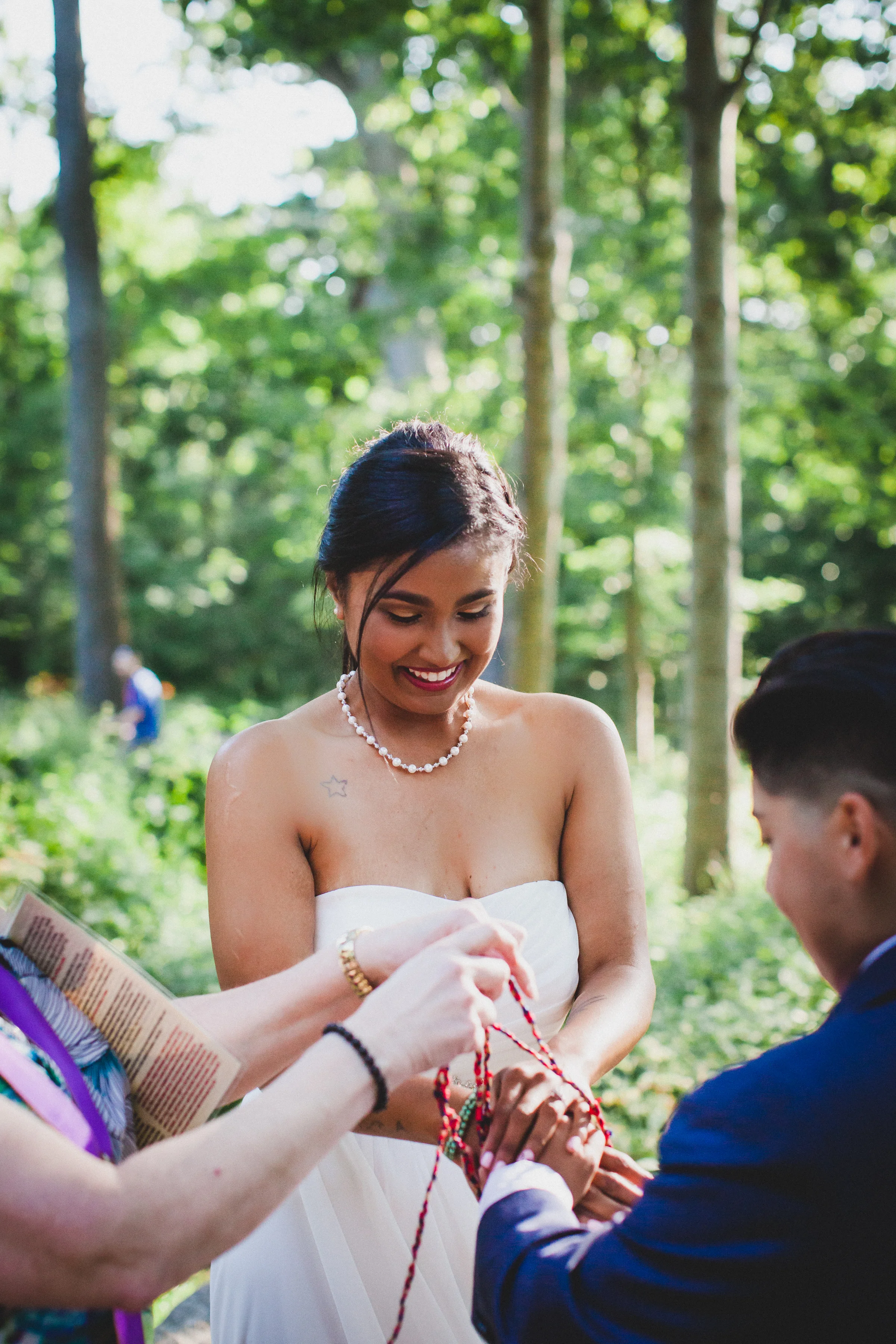 Long-Island-Documentary-Wedding-Photographer-Avalon-Park-Wedding-Photos-22.jpg