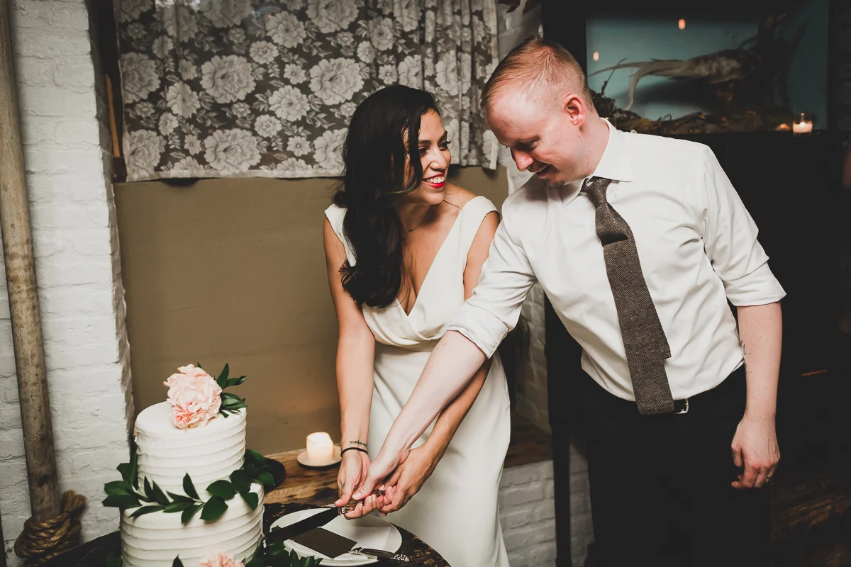 Freemans-Restaurant-Hotel-Indigo-Intimate-Wedding-New-York-Documentary-Wedding-Photography-61.jpg