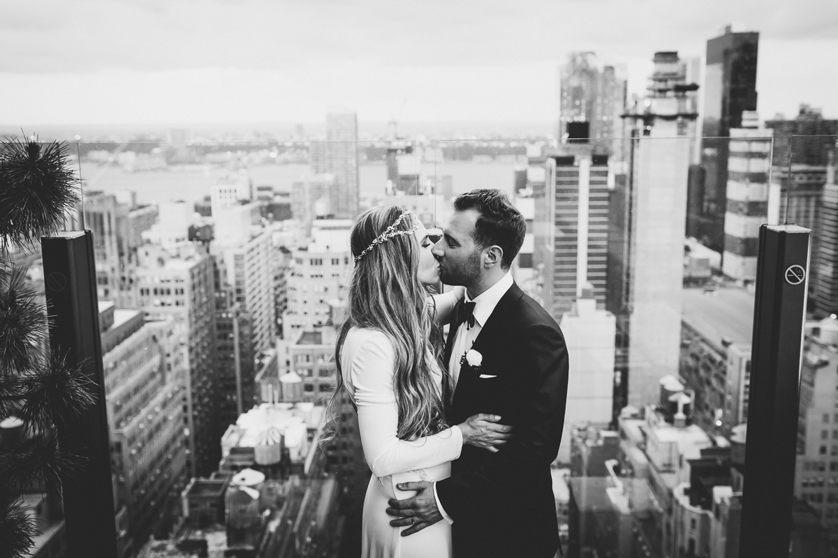 The-Skylark-and-The-William-Hotel-New-York-Documentary-Wedding-Photographer-100.jpg