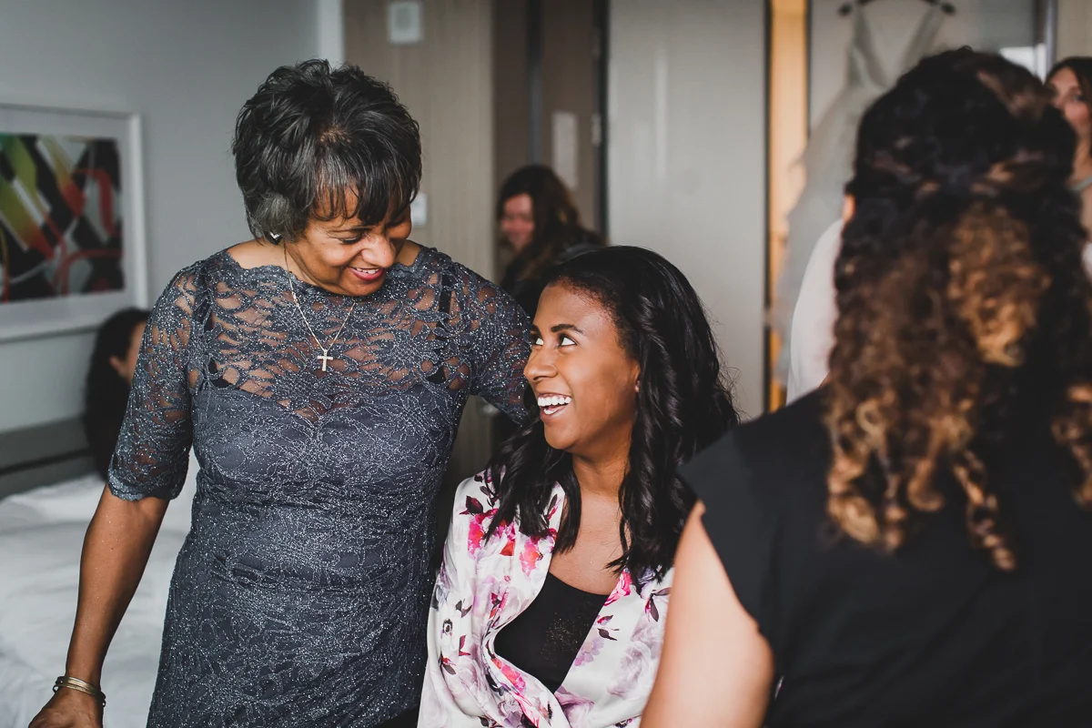 t.b.d-brooklyn-bar-mccarren-park-ceremony-laid-back-documentary-wedding-photographer-mia-chad-6.jpg