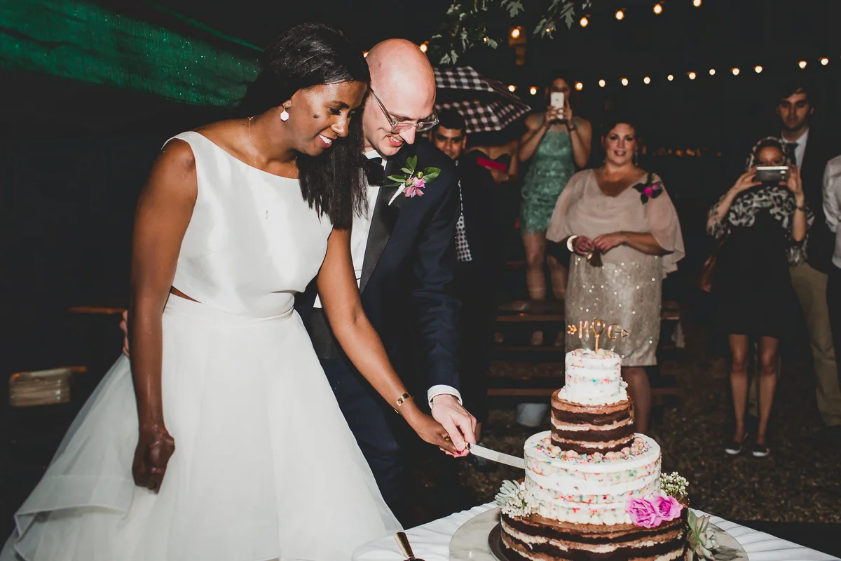 t.b.d-brooklyn-bar-mccarren-park-ceremony-laid-back-documentary-wedding-photographer-mia-chad-80.jpg