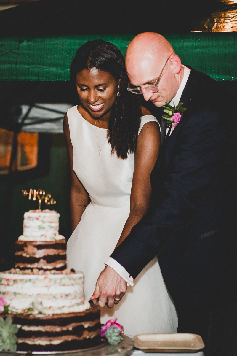 t.b.d-brooklyn-bar-mccarren-park-ceremony-laid-back-documentary-wedding-photographer-mia-chad-82.jpg