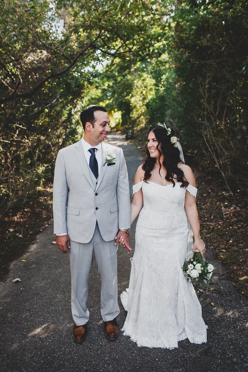 Brecknock-Hall-Greenport-Long-Island-Documentary-Wedding-Photographer-Elvira-Kalviste-26.jpg