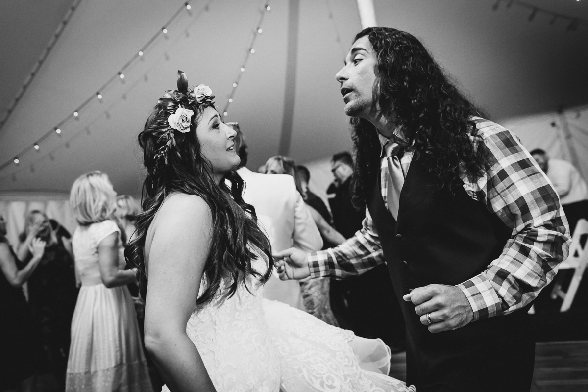Jedediah-Hawkins-Inn-Documentary-Wedding-Photographer-Long-Island-109.jpg