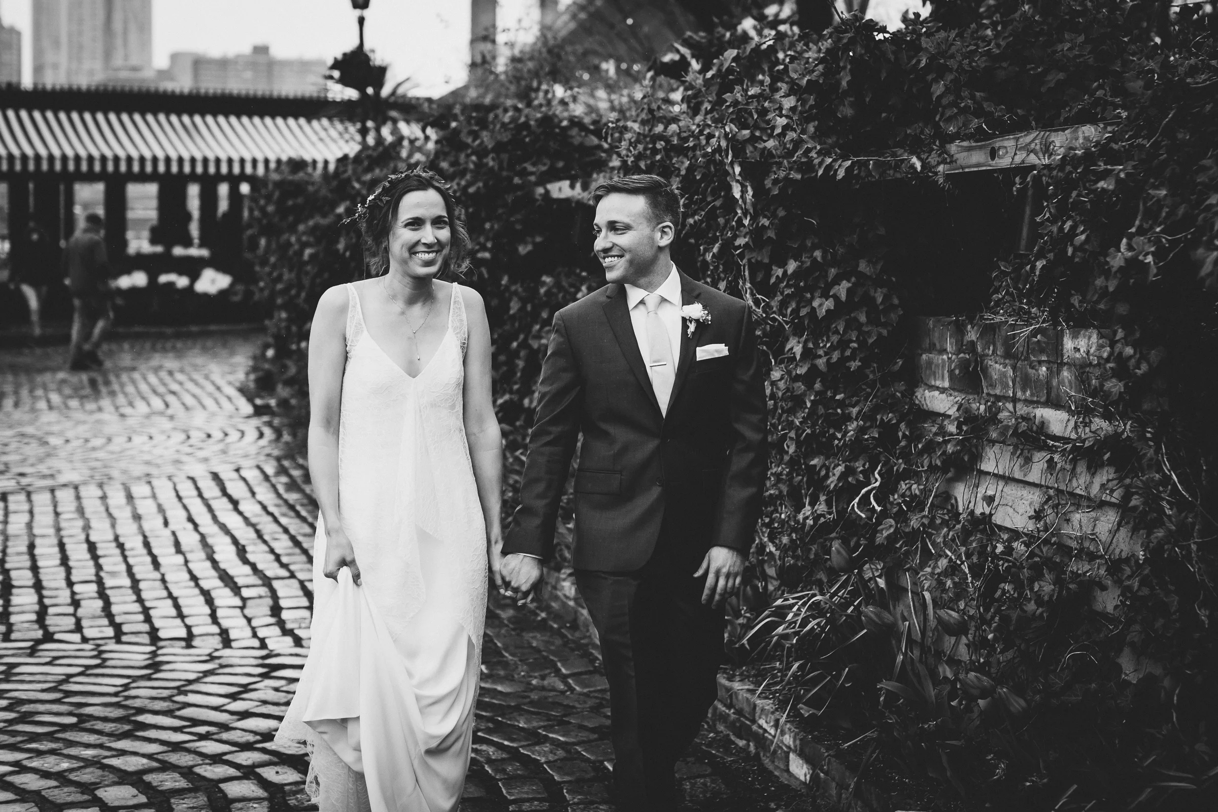 The-Green-Building-Brooklyn-New-York-Creative-Documentary-Wedding-Photography-40.jpg