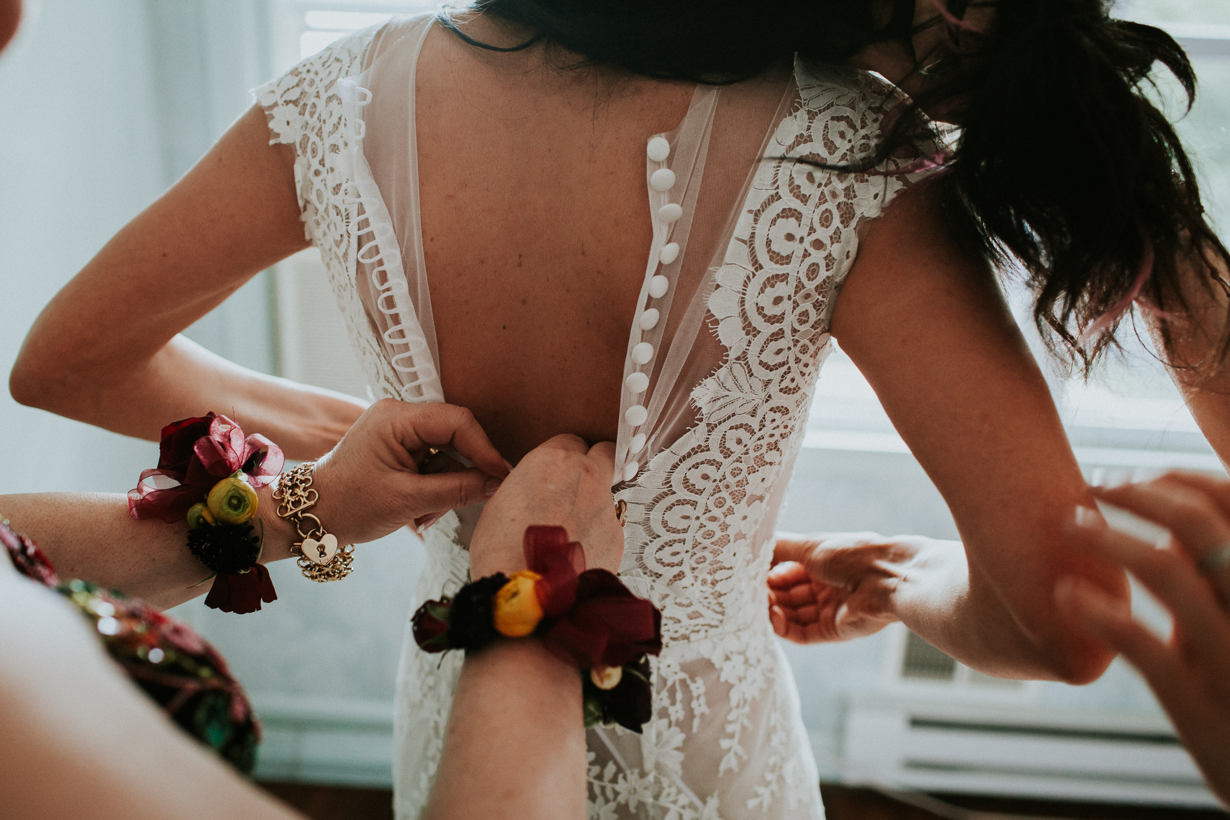 Backyard-Intimate-Adventurous-Destination-Wedding-Darien-Connecticut-Documentary-Wedding-Photography-22.jpg