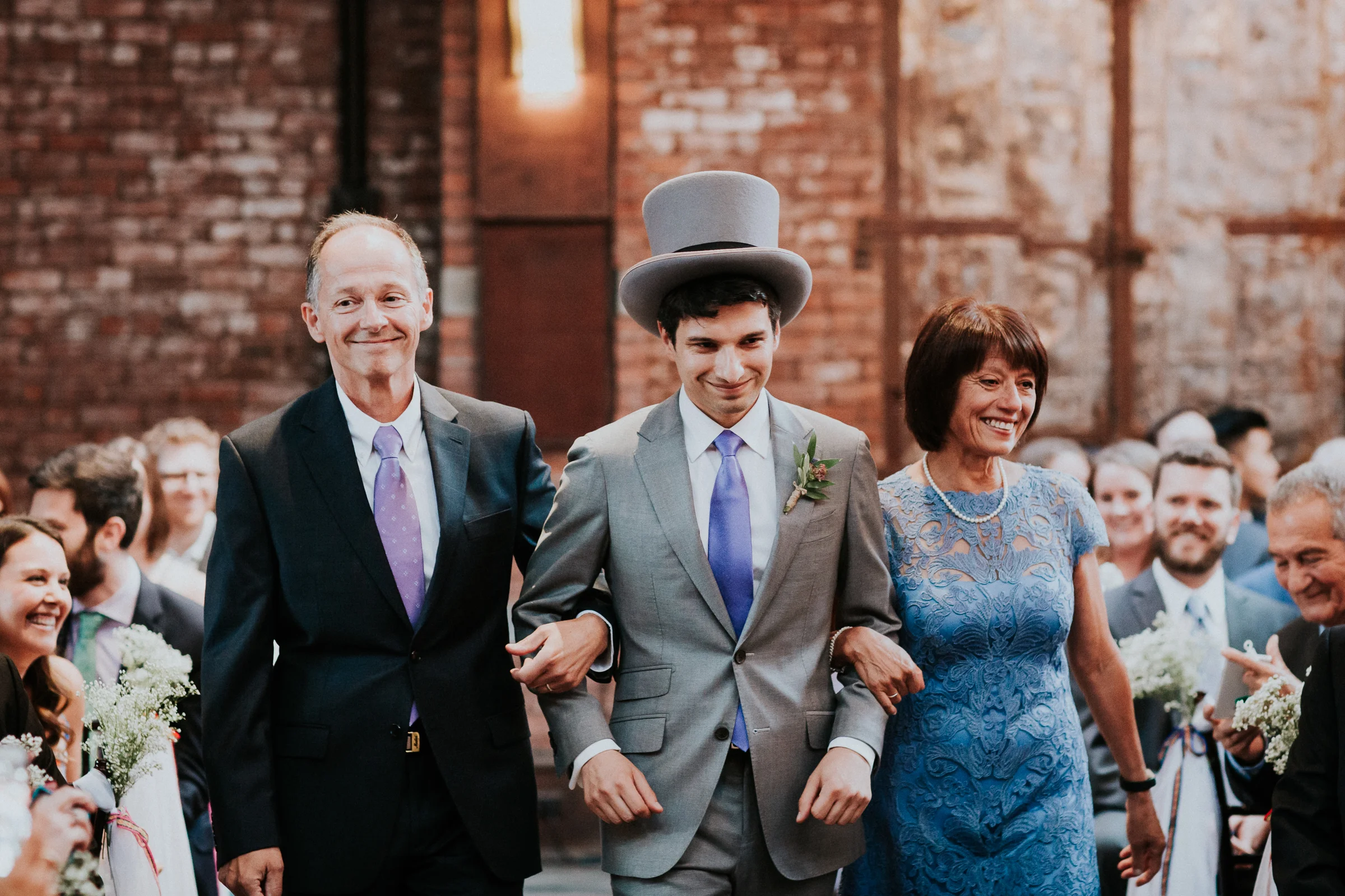 Dinosaur-Inspired-Brooklyn-Wedding-26-Bridge-New-York-Documentary-Wedding-Photographer-51.jpg