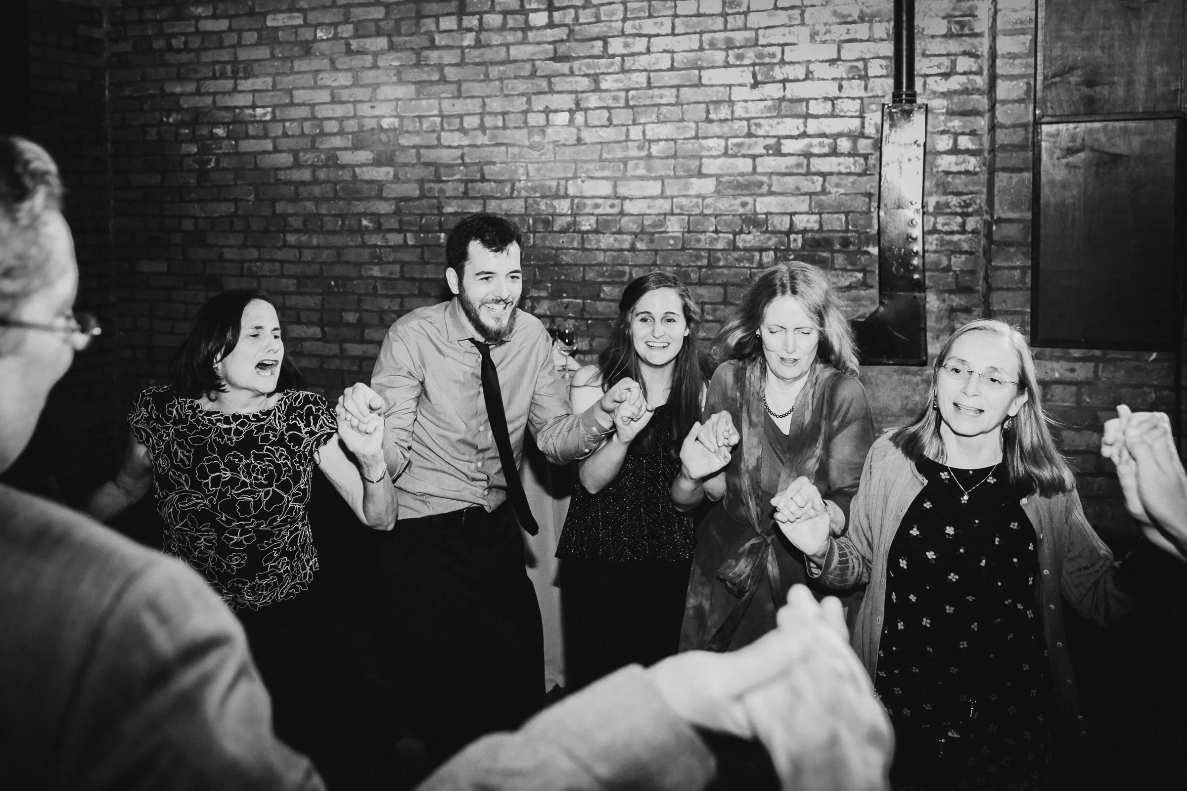 Dinosaur-Inspired-Brooklyn-Wedding-26-Bridge-New-York-Documentary-Wedding-Photographer-100.jpg