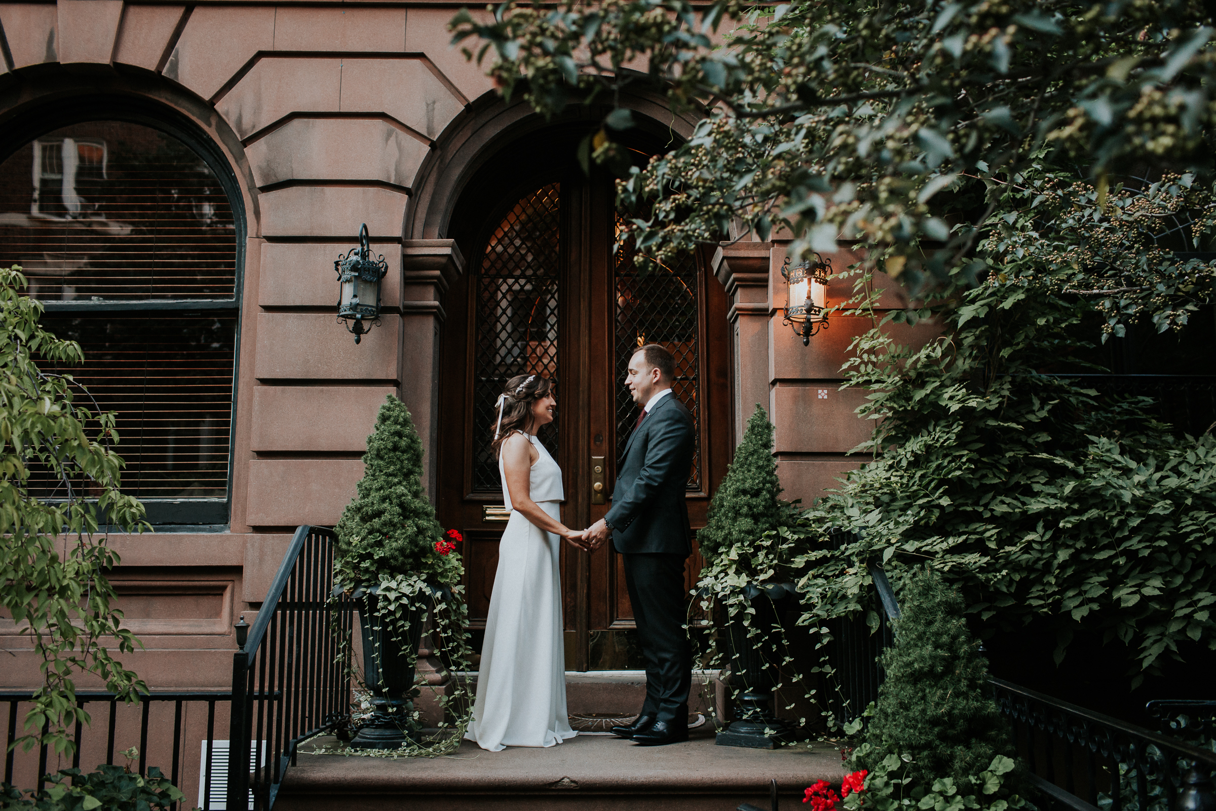 Casa-Apicii-Intimate-Wedding-City-Hall-Elopement-New-York-Documentary-Wedding-Photographer-43.jpg