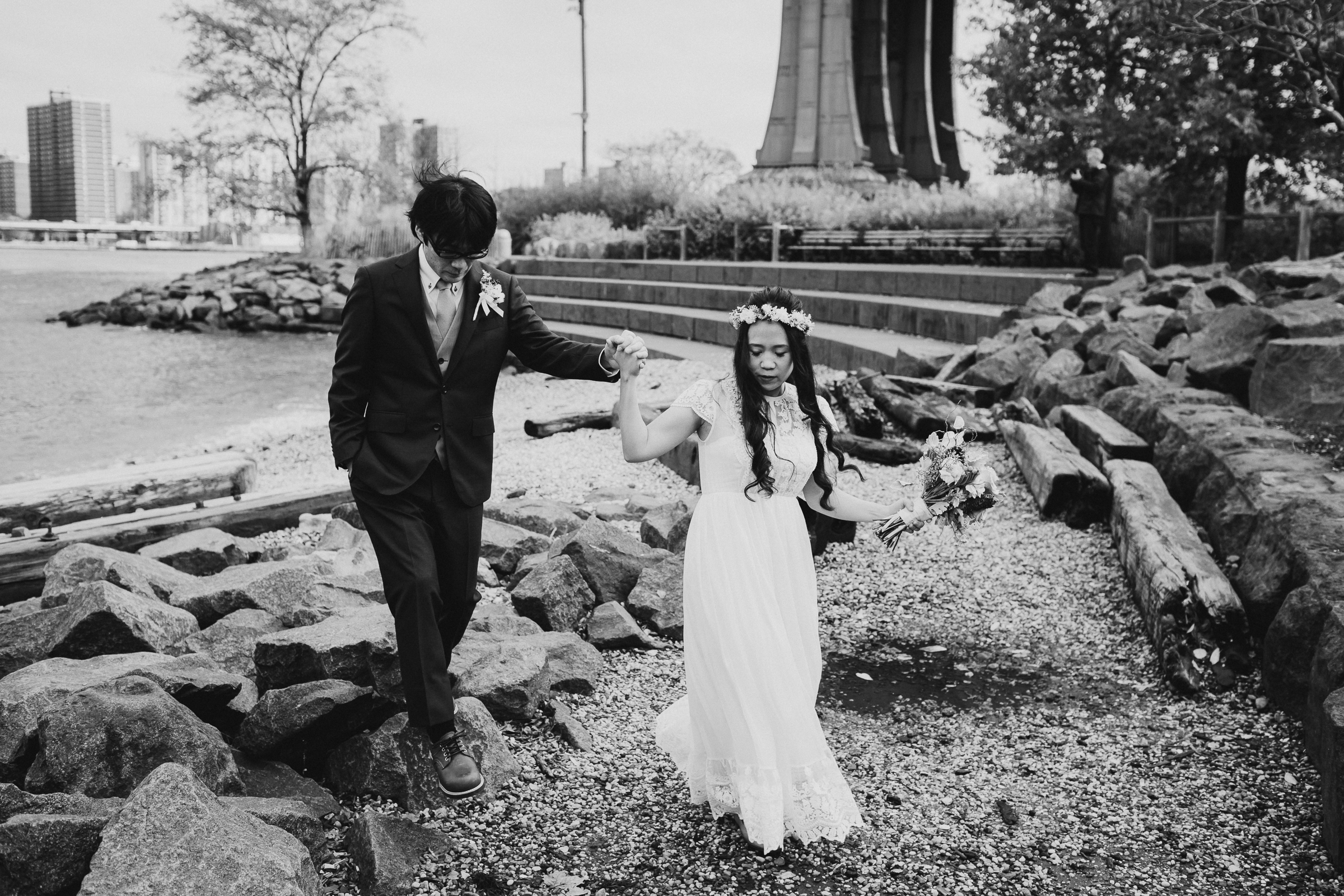 Central-Park-Brooklyn-Bridge-Dumbo-NYC-Documentary-Wedding-Photographer-10.jpg