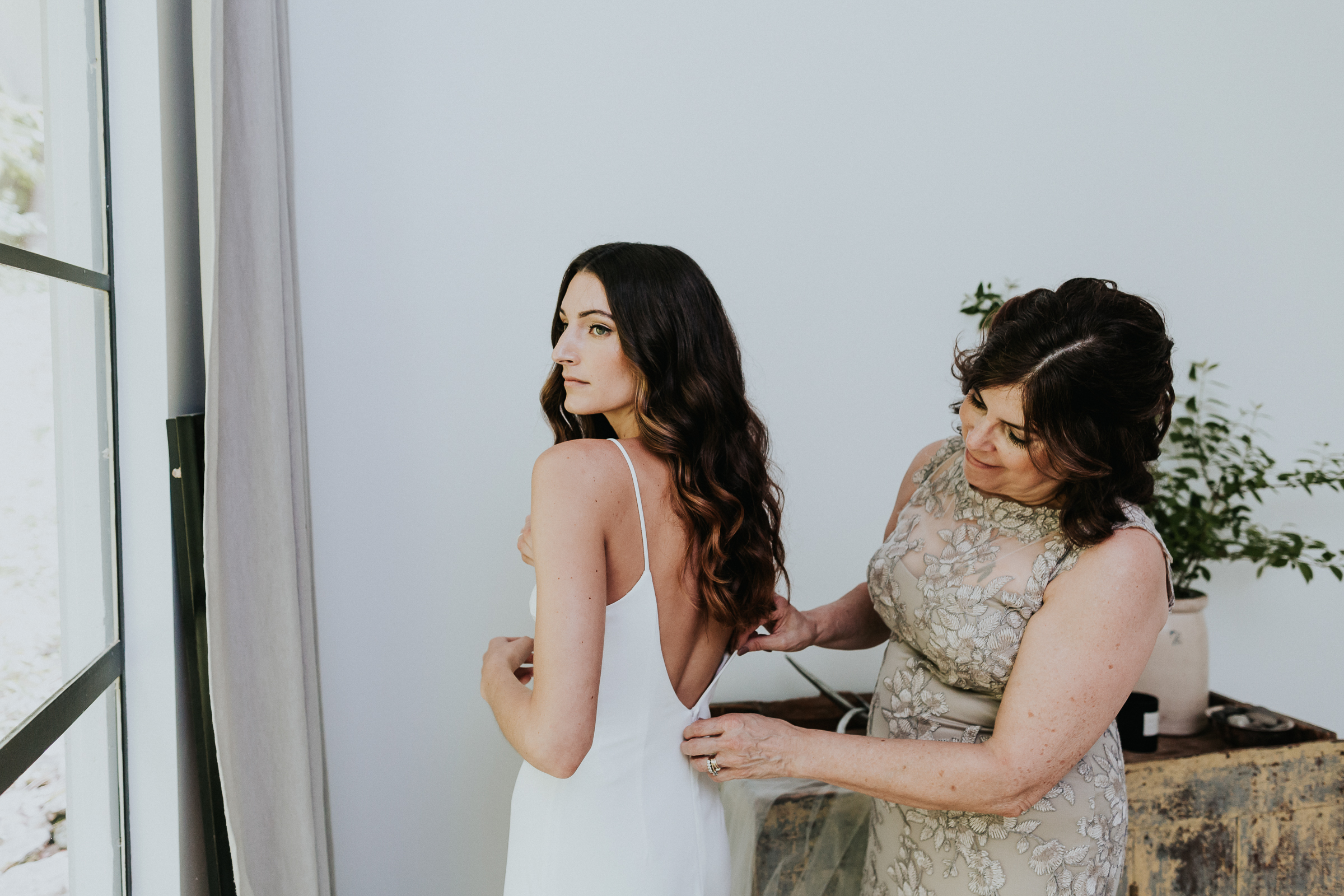 Handsome-Hollow-Long-Eddy-Catskills-New-York-Fine-Art-Documentary-Wedding-Photographer-16.jpg