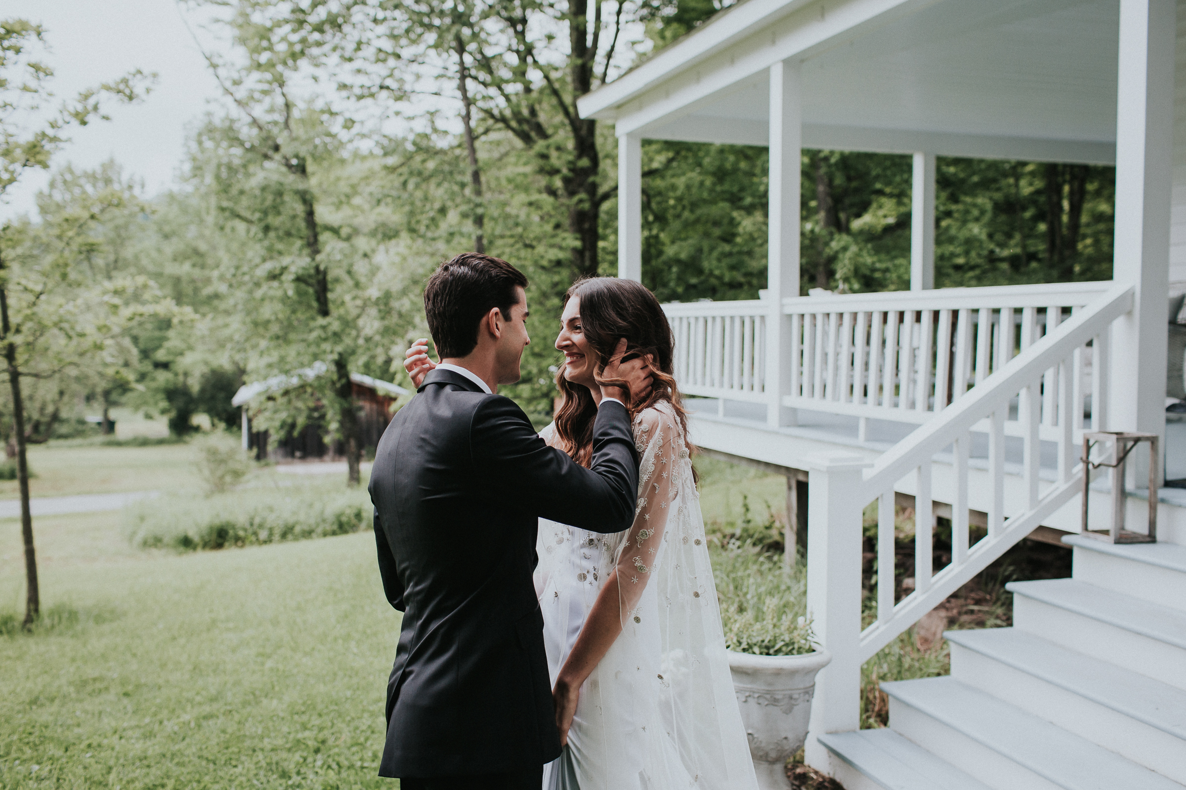 Handsome-Hollow-Long-Eddy-Catskills-New-York-Fine-Art-Documentary-Wedding-Photographer-28.jpg