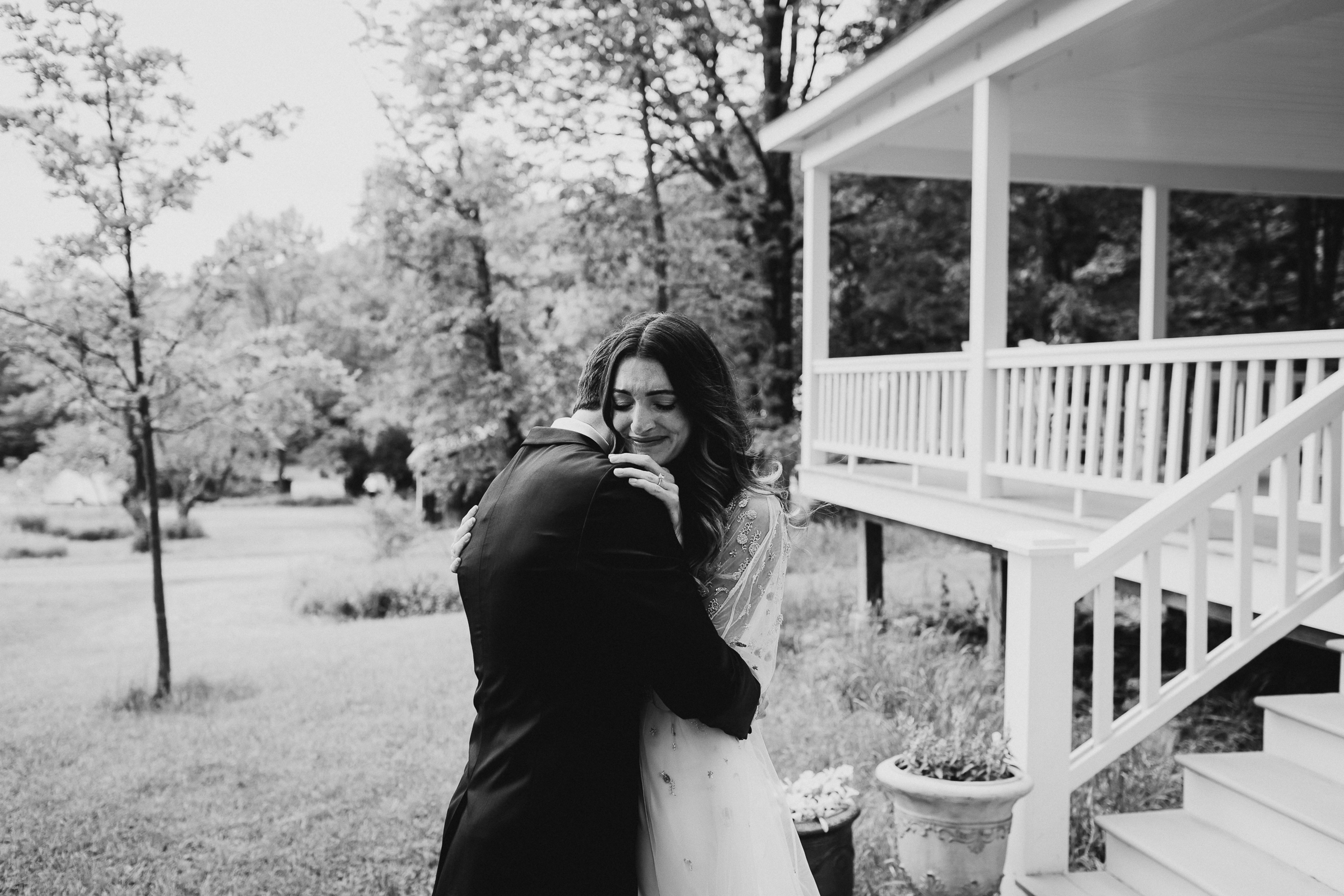 Handsome-Hollow-Long-Eddy-Catskills-New-York-Fine-Art-Documentary-Wedding-Photographer-30.jpg