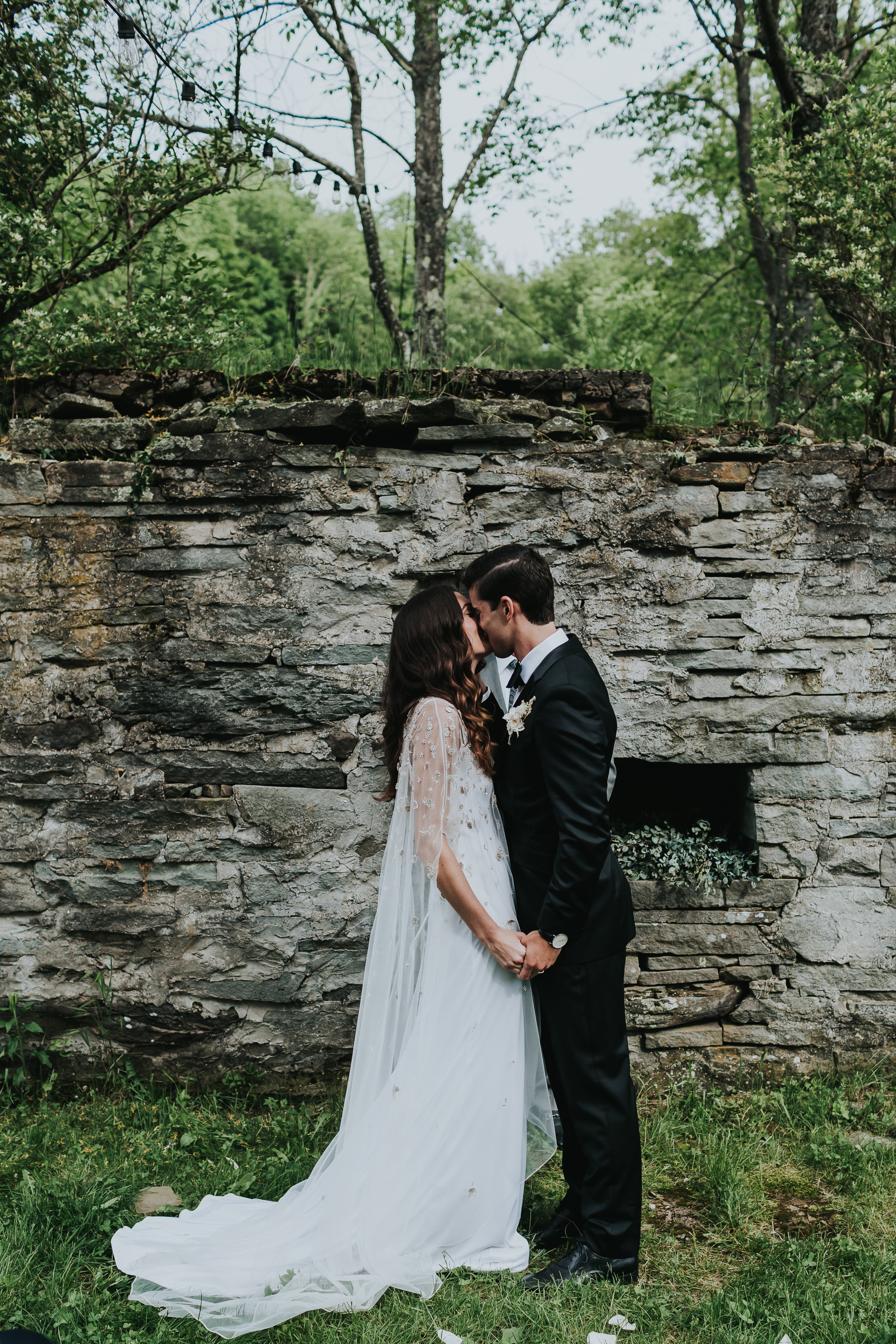 Handsome-Hollow-Long-Eddy-Catskills-New-York-Fine-Art-Documentary-Wedding-Photographer-72.jpg